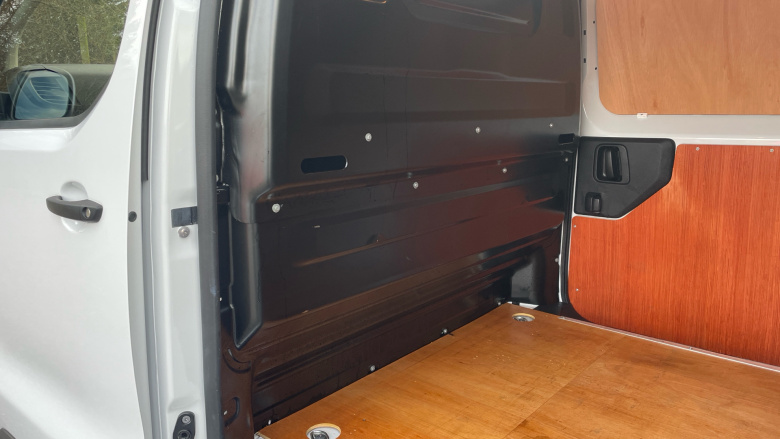 Vauxhall Vivaro L2 Diesel 2.0 Turbo D 145 Prime H1 Van